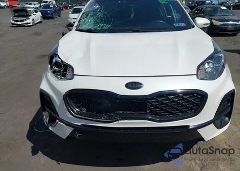 2021 Kia Sportage S z USA, uszkodzony, nr VIN KNDP6CAC9M7854585